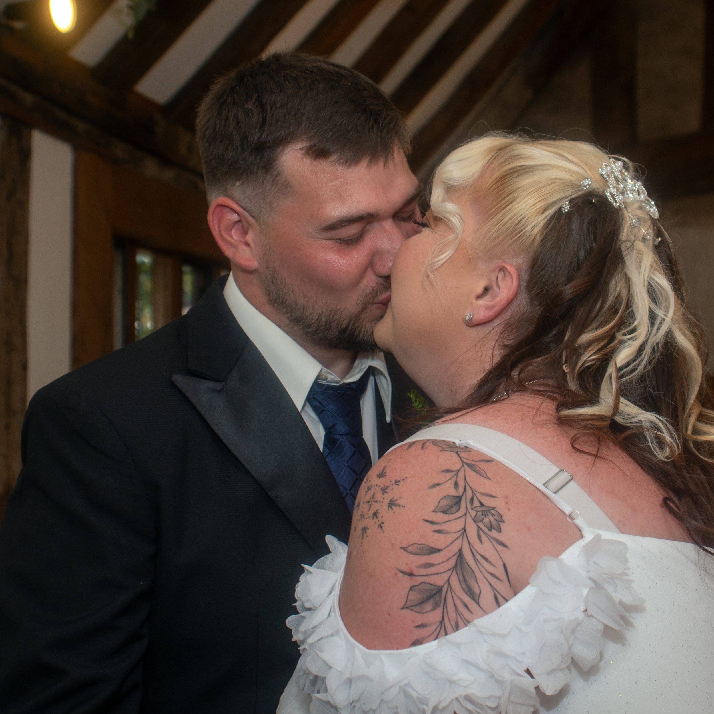 Stephen and Lauren's first kiss as a married couple